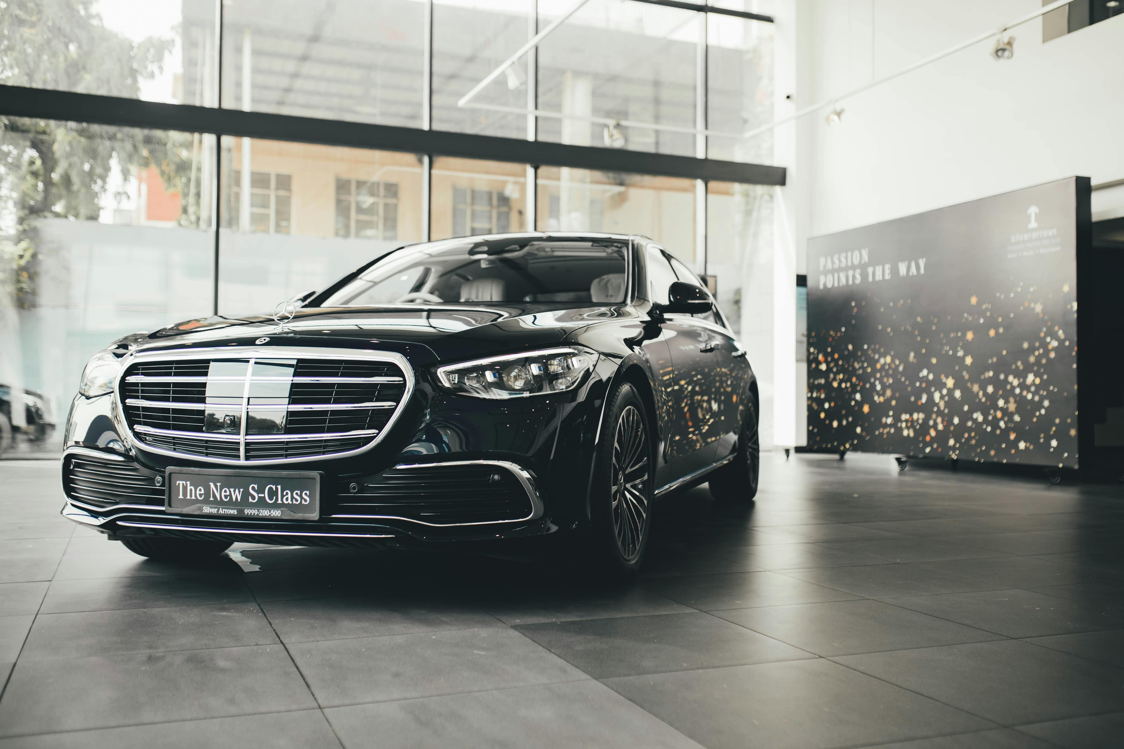 Mercedes S-Class executive airport chauffeur Manchester